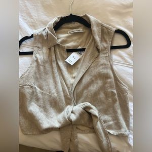 NWT Abercrombie Linen Tie Crop Top- Small